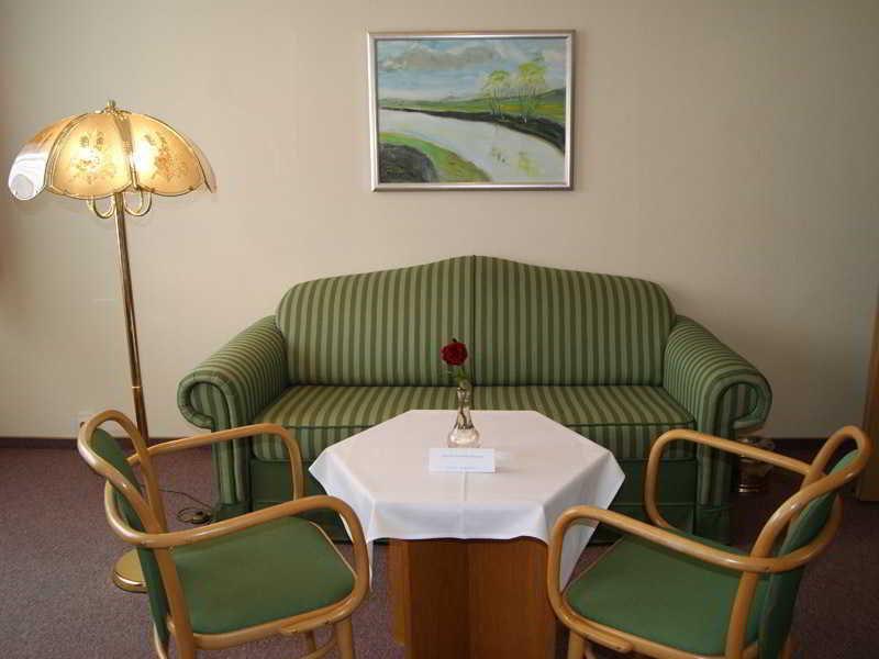 Hotel Horizont GmbH Neubrandenburg Buitenkant foto
